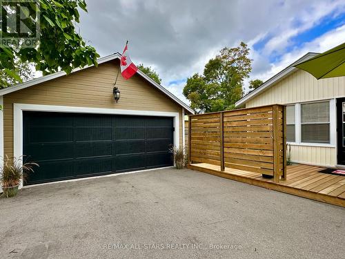 18 Joseph Street, Kawartha Lakes (Bobcaygeon), ON - Outdoor With Exterior
