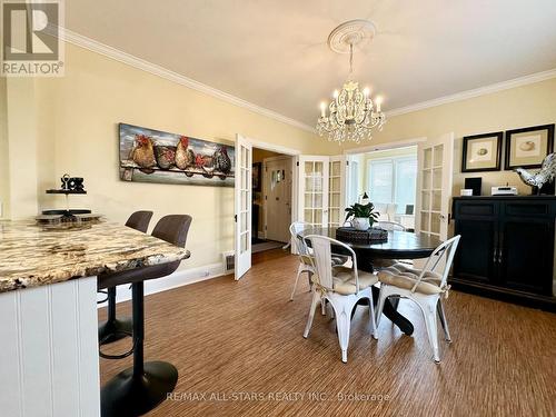 18 Joseph Street, Kawartha Lakes (Bobcaygeon), ON - Indoor Photo Showing Dining Room