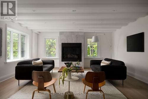 20 LASKAY LANE  King, ON L7B 1K4