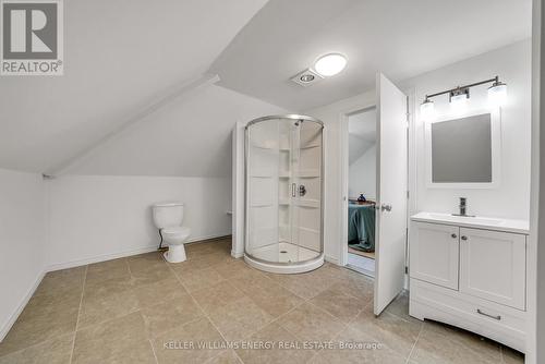 HUGE Jack and Jill Bathroom - 319 Second Avenue, Prince Edward County (Wellington Ward), ON - Indoor Photo Showing Bathroom