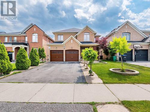 33 BELLEVILLE DRIVE  Brampton, ON L6P 1V8