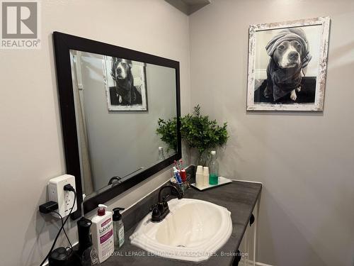 27 Stencells Road, Laurentian Valley, ON - Indoor Photo Showing Bathroom