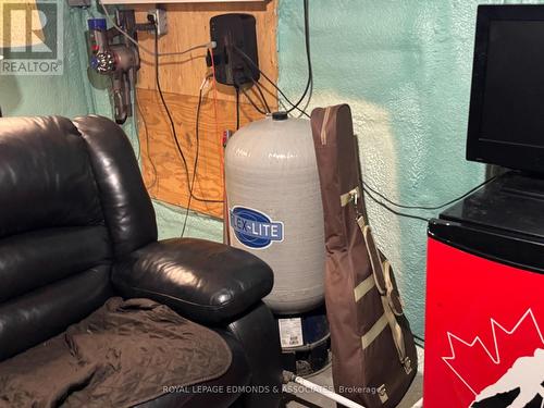 27 Stencells Road, Laurentian Valley, ON - Indoor Photo Showing Basement