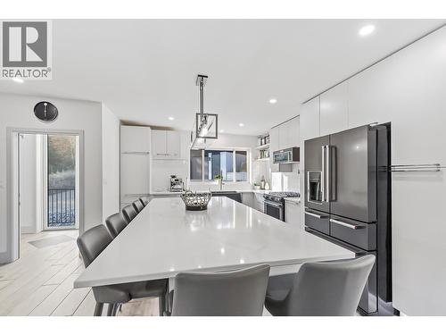 8195 Jackpine Road, Vernon, BC - Indoor