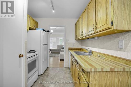 Bright kitchen - 60 - 634 Wonderland Road S, London South (South N), ON - Indoor Photo Showing Kitchen With Double Sink
