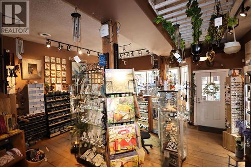 337 Market Avenue, Grand Forks, BC 