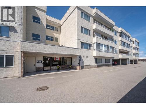 272 GREEN Avenue Unit# 306  Penticton, BC V2A 3T2