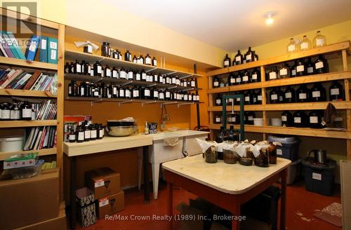 130B Barrett Road, Nipissing (Commanda), ON - Indoor Photo Showing Office