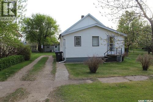 110 7Th Avenue, Alameda, SK - Outdoor