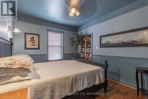 147 Geneva Street, St. Catharines (Downtown), ON - Indoor Photo Showing Bedroom