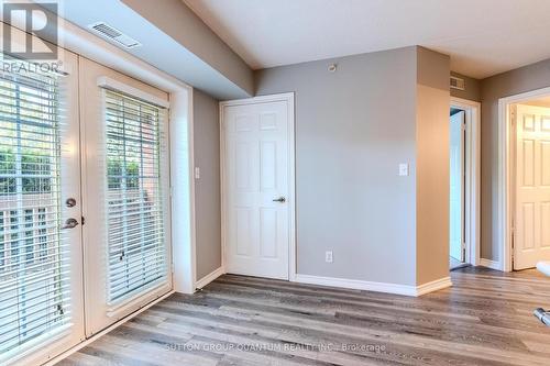 112 - 4013 Kilmer Drive, Burlington, ON - Indoor Photo Showing Other Room