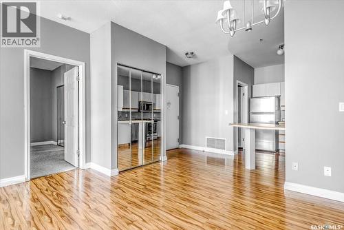 801 1867 Hamilton Street, Regina, SK - Indoor