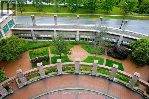 710 - 8 Lee Centre Drive, Toronto, ON - Outdoor