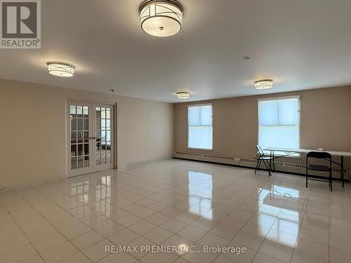 614 - 2 Glamorgan Avenue, Toronto, ON - Indoor Photo Showing Other Room