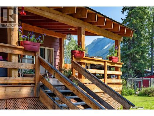 1732 Oberg Johnson Road, Golden, BC - Outdoor With Deck Patio Veranda