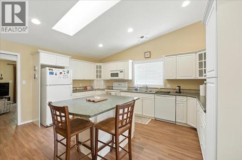 7761 Devito Drive, Trail, BC - Indoor