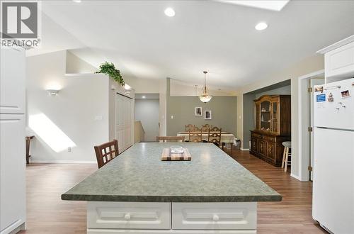 7761 Devito Drive, Trail, BC - Indoor