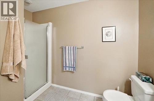7761 Devito Drive, Trail, BC - Indoor Photo Showing Bathroom