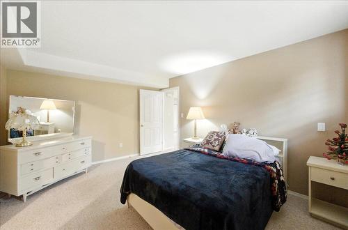 7761 Devito Drive, Trail, BC - Indoor Photo Showing Bedroom