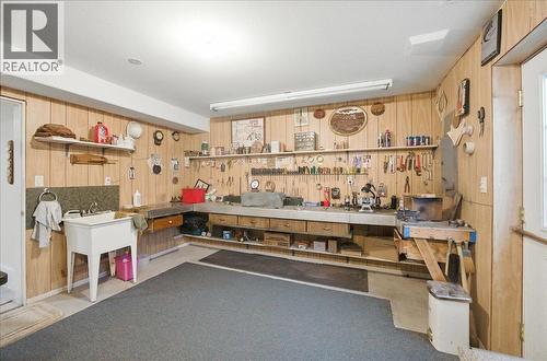 7761 Devito Drive, Trail, BC - Indoor Photo Showing Other Room