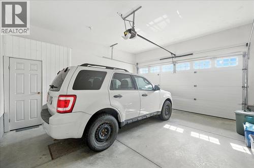 7761 Devito Drive, Trail, BC - Indoor Photo Showing Garage