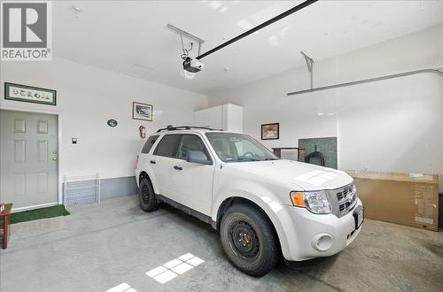 7761 Devito Drive, Trail, BC - Indoor Photo Showing Garage