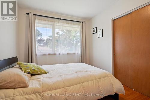 67 Beaver Bend Crescent, Toronto, ON - Indoor Photo Showing Bedroom