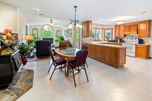 135 Pleasant Valley Cross Road, Armstrong, BC 