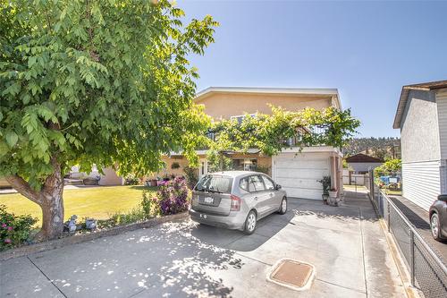 532 O'Keefe Court  Kelowna, BC V1X 6B1