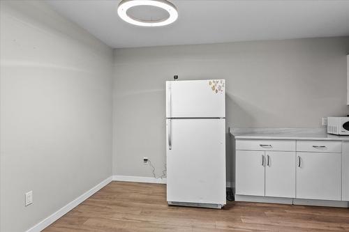 1375/1377 Orchard Drive, Kelowna, BC - Indoor