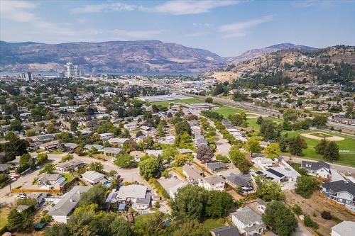 1375/1377 Orchard Drive, Kelowna, BC - Outdoor With View