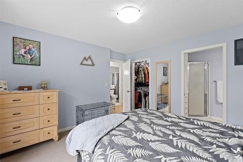 25-1945 Grasslands Boulevard, Kamloops, BC - Indoor Photo Showing Bedroom