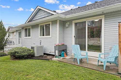 25-1945 Grasslands Boulevard, Kamloops, BC - Outdoor With Exterior