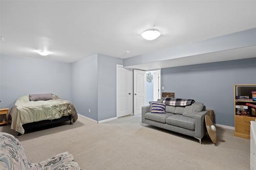 25-1945 Grasslands Boulevard, Kamloops, BC - Indoor Photo Showing Bedroom