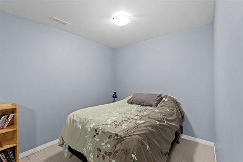 25-1945 Grasslands Boulevard, Kamloops, BC - Indoor Photo Showing Bedroom