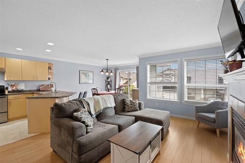 25-1945 Grasslands Boulevard, Kamloops, BC - Indoor Photo Showing Other Room