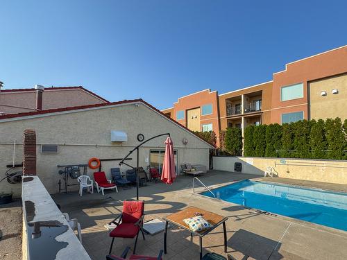 52-9107 62Nd Avenue, Osoyoos, BC - Outdoor With In Ground Pool