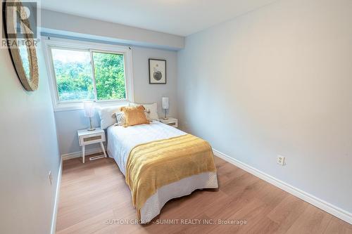 134 Song Meadowway, Toronto, ON - Indoor Photo Showing Bedroom
