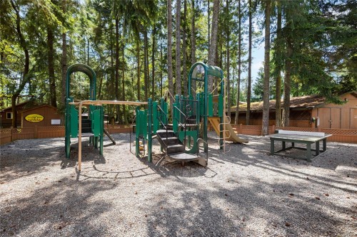 130-1155 Resort Dr, Parksville, BC - Outdoor