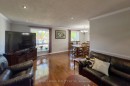 254 Louis Drive, Mississauga, ON  - Indoor Photo Showing Living Room 