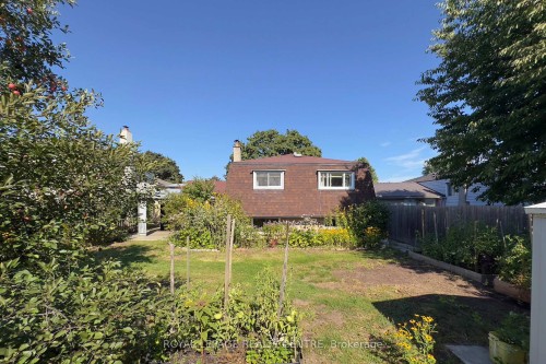 254 Louis Drive, Mississauga, ON - Outdoor