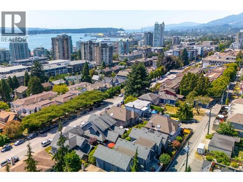4 260 E 4Th Street, North Vancouver, BC - Outdoor With View