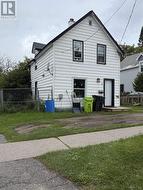 67 Walnut ST  Sault Ste. Marie, ON P6B 2E4
