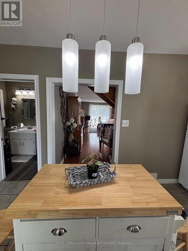 411 Tenth Avenue, Cochrane, ON - Indoor