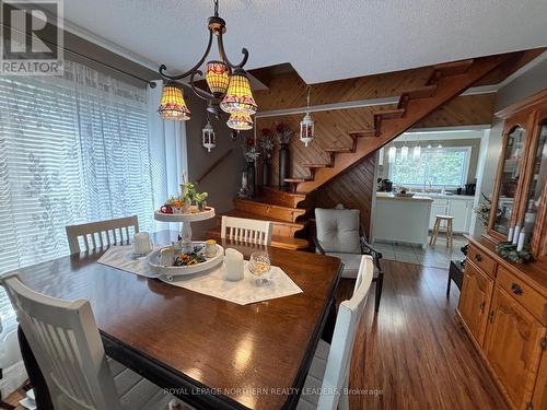 411 Tenth Avenue, Cochrane, ON - Indoor Photo Showing Dining Room