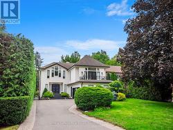 74 WEST STREET  Oakville (Br Bronte), ON L6L 2Y7