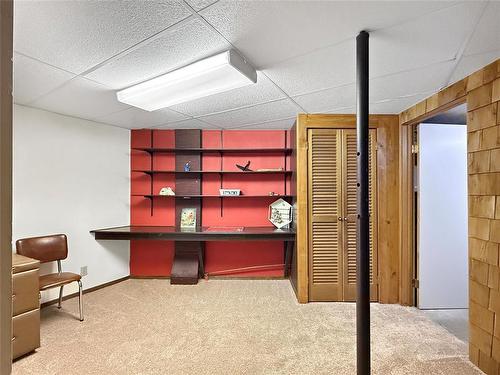 1350 18Th Street N, Brandon, MB - Indoor