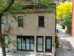 919 Av. Duluth E.  Montréal (Le Plateau-Mont-Royal), QC H2L 1B7