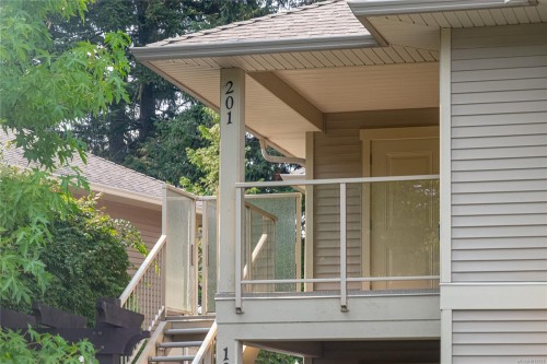 201-4436 Hedgestone Pl, Nanaimo, BC 