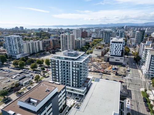 1104 Yates St, Victoria, BC 